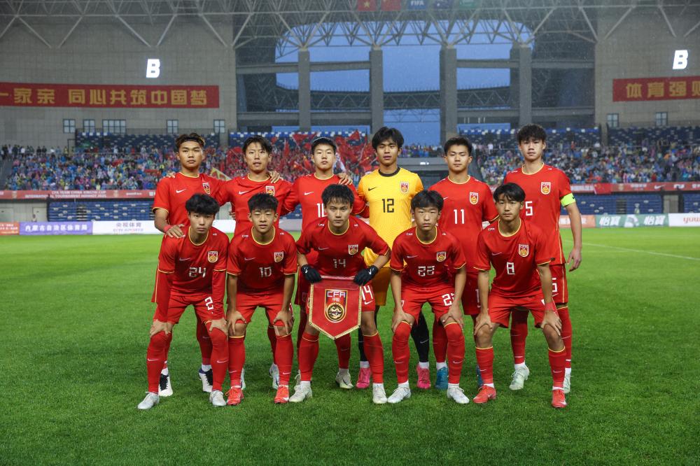 伊卡尔迪：隔了5个月终于见到女儿了，我不需要解释场外的事情