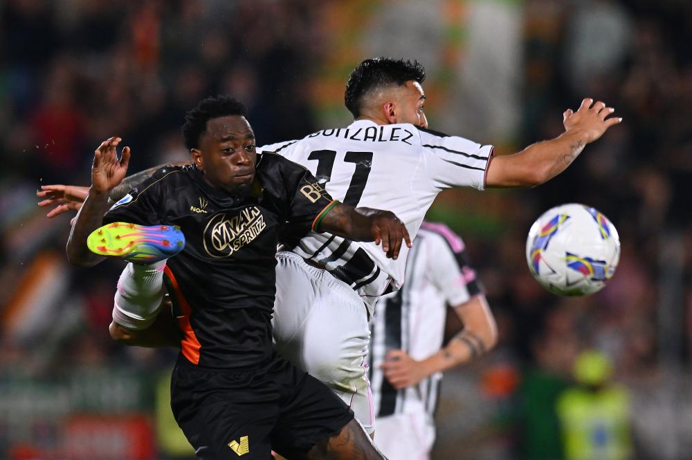 罗马税前年薪排名：迪巴拉1290万断崖领跑，利昂-贝利650万第2