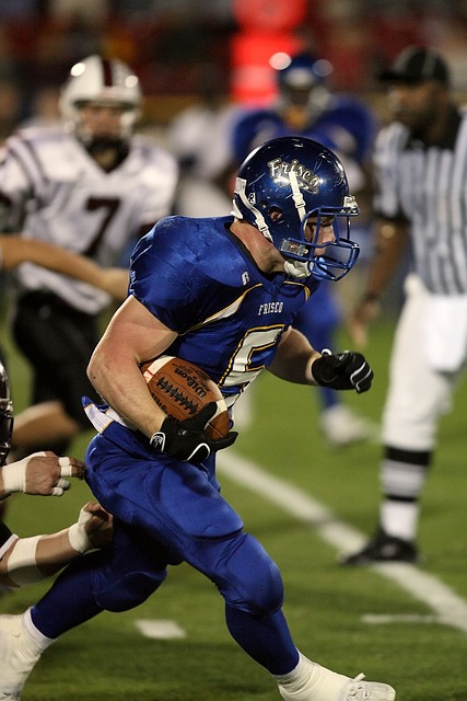 但他强大的 但他强大的